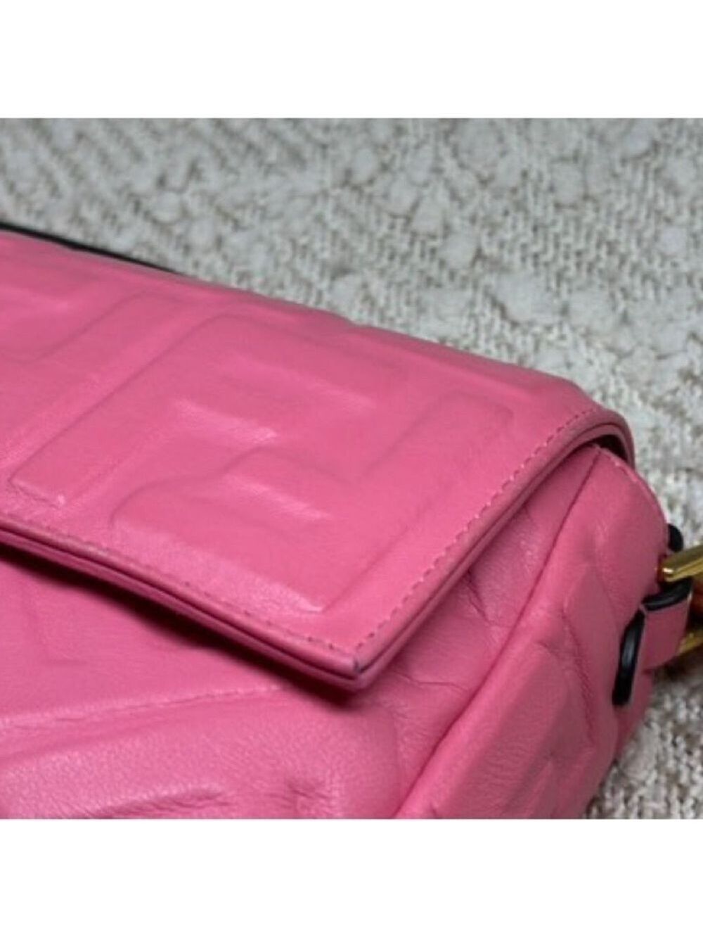 SOLD Fendi Baguette Medium (1900) - Picture 15 of 15